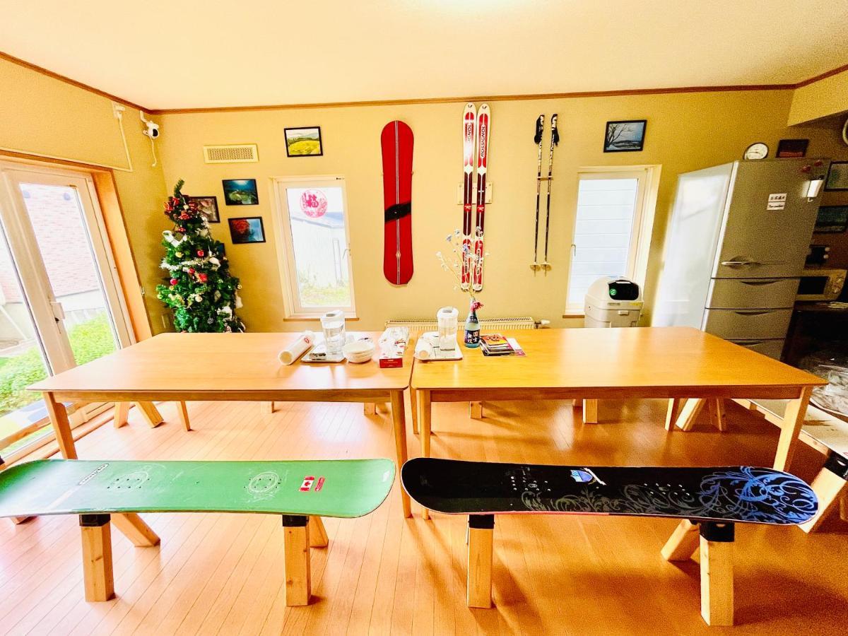 Yellow House Niseko 큐찬 외부 사진